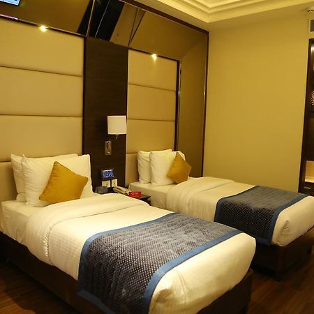 Hotel Oyo Premium Panchkula Sector 5 Exterior foto