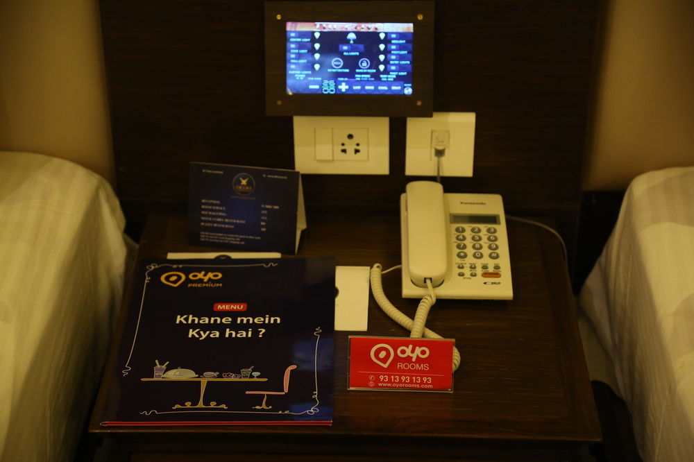 Hotel Oyo Premium Panchkula Sector 5 Exterior foto